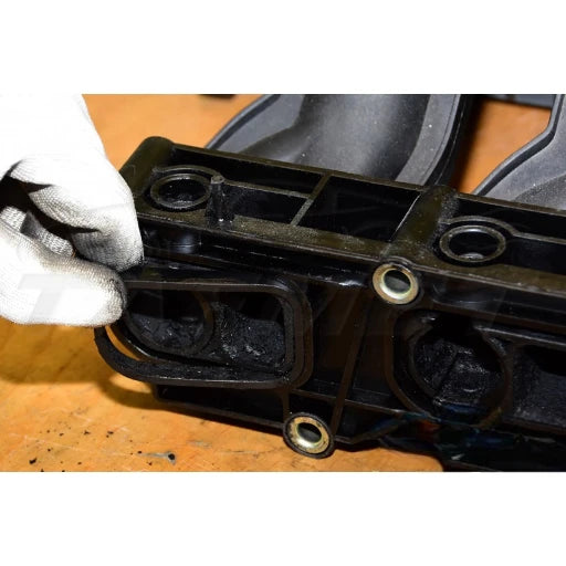 Kit di rimozione per l'eliminazione delle valvole di turbolenza con guarnizioni per Mercedes con motori 2.2 CDI OM646 OM611